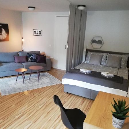 Apartment Nobl Plac Целе Экстерьер фото