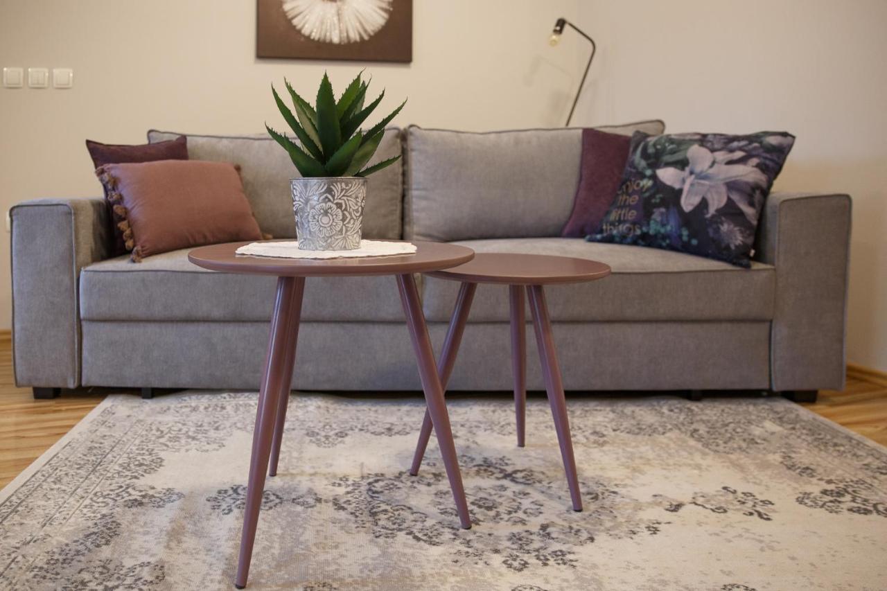 Apartment Nobl Plac Целе Экстерьер фото