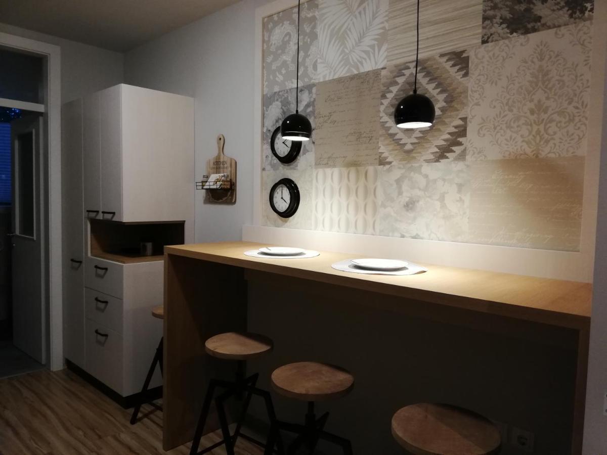 Apartment Nobl Plac Целе Экстерьер фото