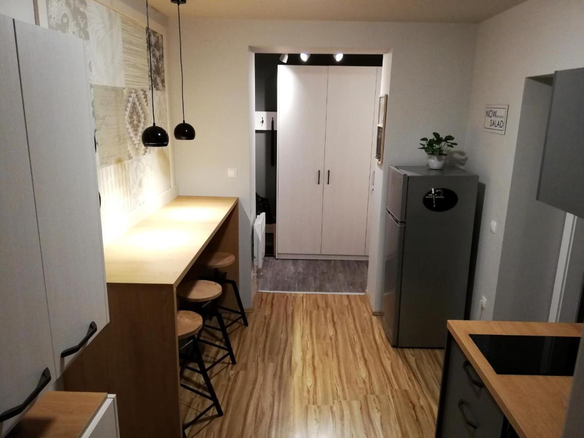Apartment Nobl Plac Целе Экстерьер фото